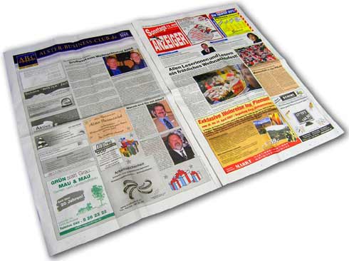 Sehr geehrte Damen und Herren, liebe ALSTER BUSINESS CLUB Mitglieder, das Jahr 2006 neigt sich dem Ende entgegen und man neigt dazu, die Dinge nochmals Revue passieren zu lassen. Zu Beginn des Jahres sa&szlig;en mein Freund und Kunde Leon van den Bergh und ich bei einem Bier zusammen und wir sinnierten &uuml;ber verschiedene Netzwerkedie&nbsp; und die Entwicklung&nbsp;mittelst&auml;ndischer Interessensvertretungen wie dem&nbsp; Bund der Selbst&auml;ndigen (BDS). Aus unserer Unzufriedenheit&nbsp;heraus, erwuchs die Idee,&nbsp; eine Alternative zu entwickeln, bei der die positiven&nbsp;Eigenschaften gepflegt und&nbsp; die negativen Entwicklungen durch eine andere&nbsp;Struktur konsequent verhindert werden.&nbsp; Die wirtschaftliche Zusammenarbeit in der Metropolregion Hamburg f&ouml;rdern, das war und ist unser Ziel. Dabei herausgekommen ist der&nbsp;Unternehmerstammtisch, der sich seit Sommer nun&nbsp; ALSTER BUSINESS CLUB&nbsp;nennt. Aus dieser "Bierlaune" heraus ist ein Wirtschaftsclub mit&nbsp; mehr&nbsp;als 100 Mitgliedern&nbsp;erwachsen. Insgesamt 8 Clubabende mit hervorragenden Referenten konnten in diesem Jahr organisiert und durchgef&uuml;hrt werden. Bis zu 90 Besucher pro Abend signalisierten uns, dass wir auf dem richtigen Weg sind. Von der ersten Minute an stand uns der Lindenhof mit seiner kompletten Mannschaft als "Clublokal" erfolgreich zur Seite. Uns war es damals wichtig, einen privatwirtschaftlich organisierten Betrieb als Clublokal zu w&auml;hlen und keinen, der von einer staatlichen oder st&auml;dtischen Gesellschaft betrieben wird. Vom Ergebnis her behielten wir mit unserer Meinung Recht, der Service ist nach wie vor ausgezeichnet, alle Besucher und Clubmitglieder f&uuml;hlen sich in unserem Clublokal Lindenhof an der Ulzburger Str. 94 in Norderstedt gut aufgehoben. Bei der Clubgr&uuml;ndung im Sommer z&auml;hlte nicht nur die Inhaberin sondern auch ihr Koch zu den ersten Clubmitgliedern. Vielen Dank daf&uuml;r. Presse und Public Relations (PR) sind f&uuml;r eine erfolgreiche Clubarbeit heute unerl&auml;sslich. R&uuml;ckblickend auf das Jahr 2006 m&ouml;chten wir die Gelegenheit nutzen, den &ouml;rtlichen, regionalen und &uuml;berregionalen Medienvertretern f&uuml;r ihre faire und positive Berichterstattung &uuml;ber den ALSTER BUSINESS CLUB zu danken. Besonderen Dank gilt unserem Mitglied Stephan Poost, Chefredakteur des Sonntags Anzeigers. Durch sein Engagement und das seiner Mitarbeiter ist es uns gelungen, nicht nur eine "normale" Vereinszeitung auf den Weg zu bringen. Unsere "Clubzeitung" hat eine Auflage von 75.000 Exemplaren und wird von ca. 130.000 Menschen gelesen. Zahlen, die sich sehen lassen k&ouml;nnen. Dieses Projekt ist m&ouml;glich geworden durch die Insertionen unserer Mitglieder. Vielen Dank daf&uuml;r. Der ALSTER BUSINESS CLUB betreibt nicht nur seine Unternehmerstammtische, das Angebot ist jetzt schon sehr vielf&auml;ltig und wird auch im n&auml;chsten Jahr weiter ausgebaut. Engagierte Mitglieder wie Ilona Volkmann, Peter Rothaug, Klaus Fiebelkorn, Martin Mau, Dr. Harald Freter, Mark Meinert, Hartwig Knoche, Wolfgang Thimm, Jochen Renk und viele andere&nbsp; helfen uns dabei,&nbsp;das Spektrum des ALSTER BUSINESS CLUBs&nbsp;st&auml;ndig zu erweitern.&nbsp; Arbeitskreise,&nbsp;bei uns "Hotspots" genannt, wurden gegr&uuml;ndet und&nbsp;entwickeln weitere Aktivit&auml;ten.&nbsp; Unsere "Schubladen" sind voller Ideen, die umgesetzt&nbsp;&nbsp;werden wollen. Hand in Hand, von Unternehmer zu Unternehmer, von Manager zu Kreis und Kommune.&nbsp; Unser herzlicher Dank an alle "Aktivisten". Meine Damen und Herren, Sie merken vielleicht, f&uuml;r Leon van den Bergh und mich war es ein erlebnis- und erfolgreiches Jahr 2006. Nun aber ist die Zeit gekommen, f&uuml;r kurze Zeit inne zu halten und zu reflektieren, damit es dann 2007 mit gleichem Schwung weitergehen kann. Wir w&uuml;nschen Ihnen ein frohes besinnliches Weihnachtsfest im Kreise Ihrer Lieben, verbunden mit den besten W&uuml;nschen f&uuml;r ein gesundes und erfolgreiches Jahr 2007. Jens Kahlsdorf + Leon van den Bergh 